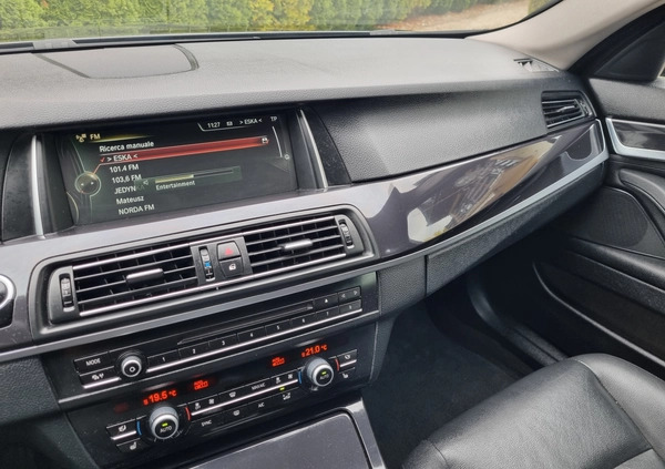 BMW Seria 5 cena 53700 przebieg: 285000, rok produkcji 2015 z Ciechocinek małe 781
